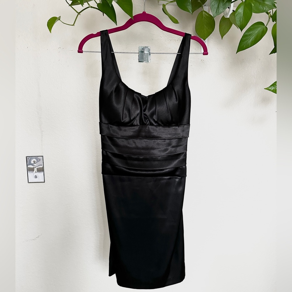 Satin Bodycon mini party cocktail dress - super sexy and flattering!